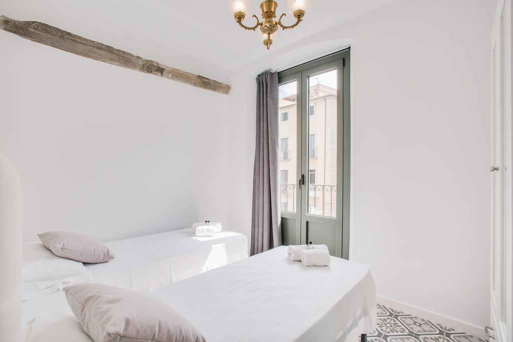 Flateli Rambla 5 3-2 Daire Girona Oda fotoğraf
